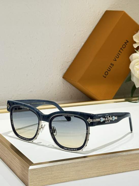 Picture of Louis Vuitton Sunglasses _SKUfw75840747fw